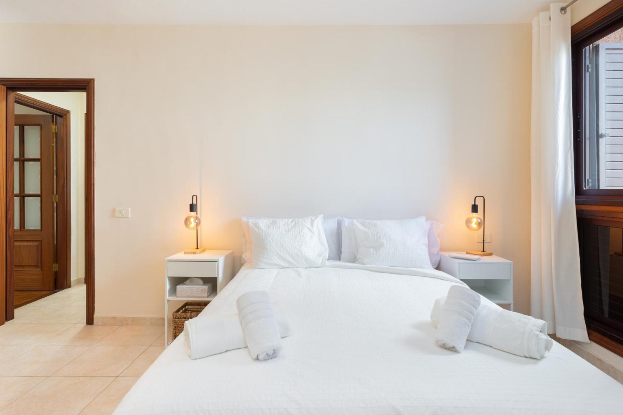 Home2Book Design & Luminous Apt Santa Cruz Center المظهر الخارجي الصورة